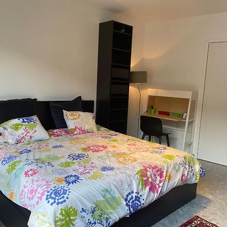 Central Studio In Kortrijk Eksteriør billede